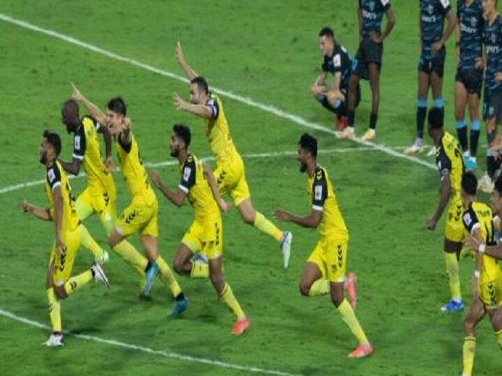 hyderabad fc beat Kerala Blasters in 2021-22 Hero Indian Super League final Won maiden title ISL Final : इंडियन सुपर लीग 2021-22 मध्ये हैदराबाद एफसी विजय, केरळा ब्लास्टर्सचं विजयाचं स्वप्न पुन्हा तुटलं