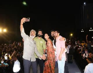 દિલ્હીમાં ફિલ્મ RRRના પ્રમોશનમાં જોવા મળ્યો અભિનેતા આમિર ખાન, હજારોની ભીડ જોવા મળી