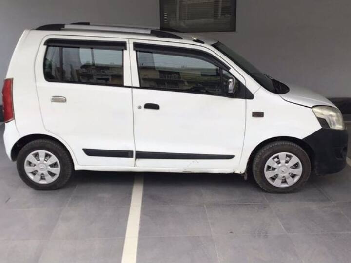 पुरानी कार का सबसे बड़ा नुकसान है कि इसके मेंटेनेंस में काफी ज्यादा खर्च आता है क्योंकि कार के जैसे-जैसे पार्ट्स पुराने होते जाते हैं वैसे-वैसे उन्हें बदलवाने की जरूरत भी पड़ती रहती है.