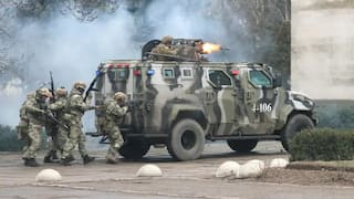 Russia Ukraine War: યુક્રેને તોડી પાડી રશિયાની બ્લેક ઈગલ ટેન્ક, સુમીમાં કેમિકલ પ્લાન્ટમાંથી એમોનિયા લીક થતાં ફફડાટ