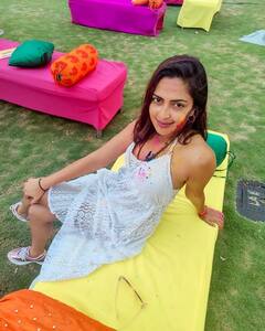 Amala Paul: అందాల అమలా హోలీ రోజున అలా