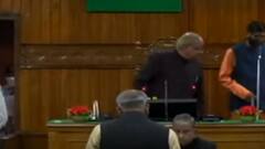 Uttarakhand Vidhan Sabha में विधायकों का शपथ ग्रहण, देखिए लाइव तस्वीरें । Hindi News