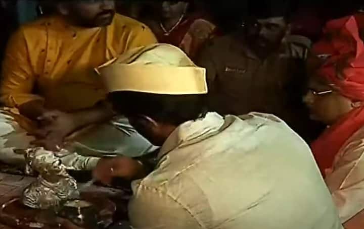महाराष्ट्र नवनिर्माण विद्यार्थी सेनेचे अध्यक्ष अमित राज ठाकरे शिवनेरी गडावर