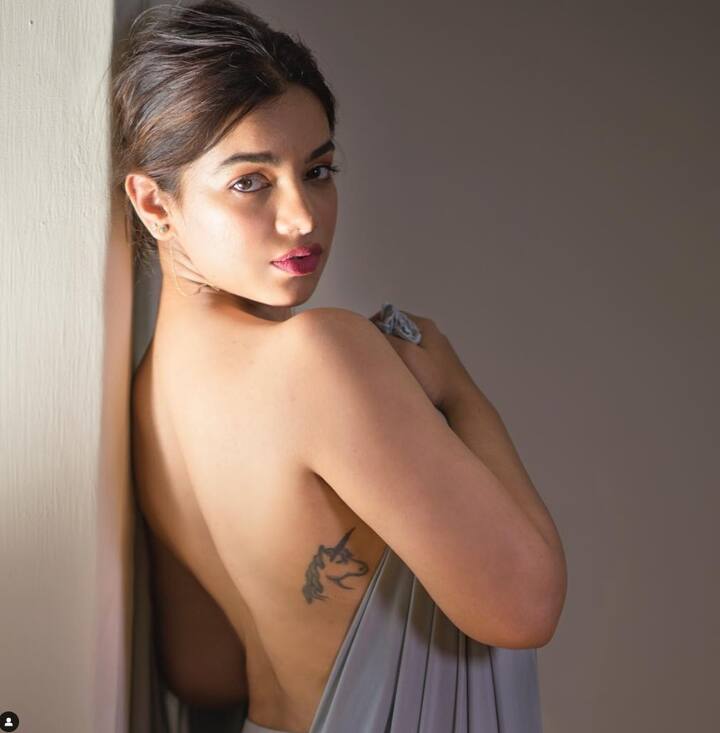 निधि कुछ शॉर्ट फिल्मों में भी नज़र आ चुकी हैं. जैसे खुली खिड़की, द जंगली,  बहुत हुआ सम्मान.
