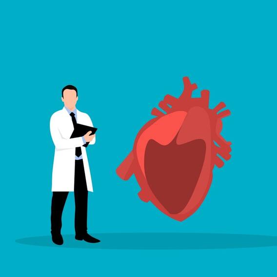 কারও হার্ট অ্যাটাক হলে কী করবেন ?