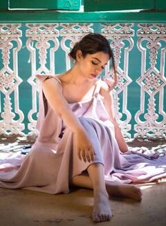 रियल लाइफ में कितनी ग्लैमरस हैं 'अपहरण' एक्ट्रेस निधि सिंह, फोटोज़ पर फिसल जाएगा दिल