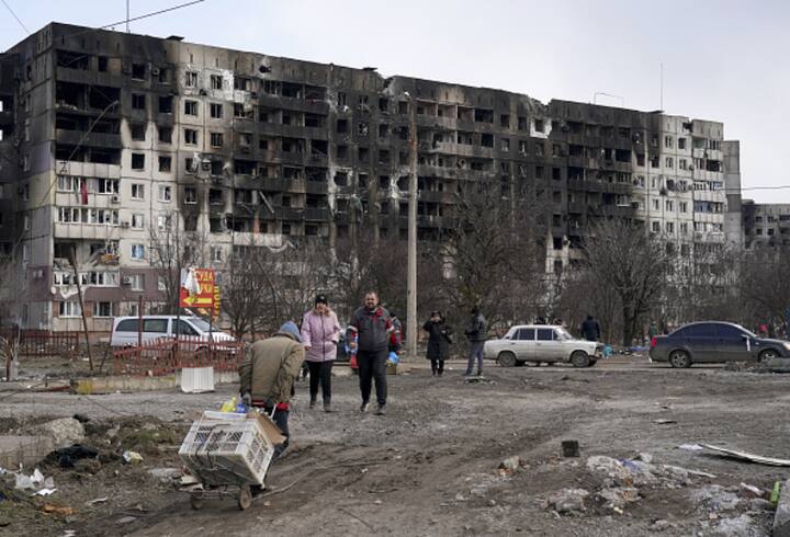 Ukraine Russia War Russian Troops announces ceasefire in Mariupol as toll in port city climbs to 5000 Ukraine Russia War: रूस ने आज मारियुपोल में की संघर्ष विराम की घोषणा, 5 हजार से अधिक लोगों के मारे जाने की आशंका