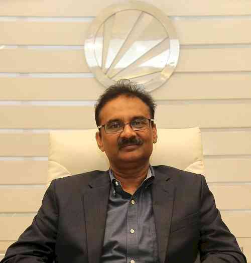 ਅਸ਼ੋਕ ਮਿੱਤਲ ਵੀ ਰਾਜ ਸਭਾ ਵਿੱਚ ਜਾਣਗੇ। ਅਸ਼ੋਕ ਮਿੱਤਲ ਲਵਲੀ ਪ੍ਰੋਫੈਸ਼ਨਲ ਯੂਨੀਵਰਸਿਟੀ ਦੇ ਸੰਸਥਾਪਕ ਹਨ। ਉਹ ਸਿੱਖਿਆ ਤੇ ਸਮਾਜ ਸੇਵਾ ਦੇ ਖੇਤਰ ਵਿੱਚ ਆਪਣੇ ਕੰਮ ਲਈ ਜਾਣੇ ਜਾਂਦੇ ਹਨ। ਇੱਕ ਸਾਧਾਰਨ ਪਰਿਵਾਰ ਵਿੱਚੋਂ ਆ ਕੇ ਅਸ਼ੋਕ ਮਿੱਤਲ ਨੇ ਆਪਣੇ ਦਮ 'ਤੇ ਕਾਮਯਾਬੀ ਹਾਸਲ ਕੀਤੀ ਹੈ। LPU ਦੀ ਸਥਾਪਨਾ ਸਮਾਜ ਤੇ ਪੰਜਾਬ ਦੀ ਸੇਵਾ ਲਈ ਕੀਤੀ ਗਈ ਸੀ।