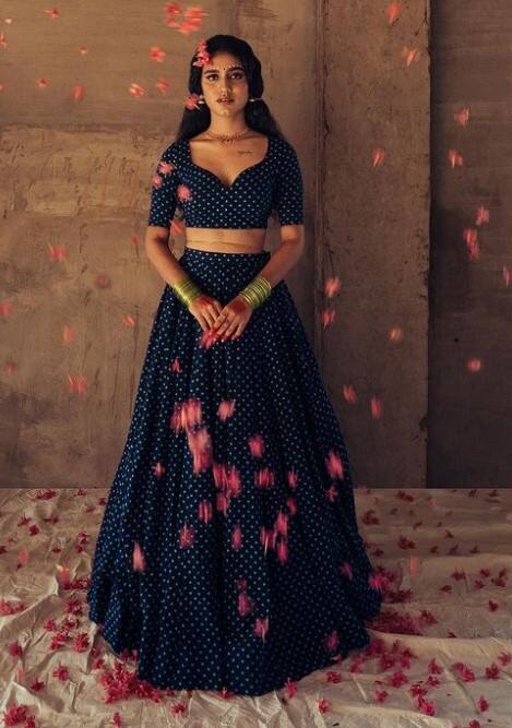இமைகளும் உதடுகள் ஆகுமோ