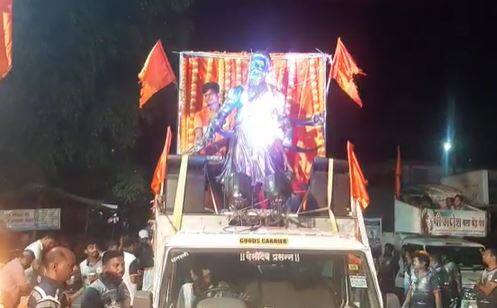 किल्ले रायगडाच्या पायथ्याशी महाडमध्ये मोठ्या उत्साहात शिवजयंती साजरी