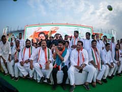 IN PICS | Telangana Congress 'Mana Ooru Mana Poru' Public Meeting