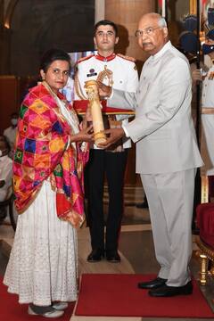 इन हस्तियों को मिला पद्म पुरस्कार, पूर्व सीडीएस जनरल रावत को मरणोपरांत पद्म विभूषण, Photos