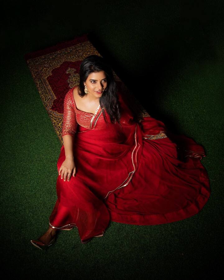 நீ வேணான்னு சொன்னாலே போவேன்டி சேதாரமா