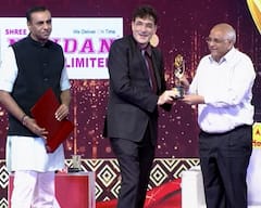 Abp અસ્મિતા સન્માન પુરસ્કાર 2022: ઉદ્યોગ ક્ષેત્રે પોતાના ઉત્તમ યોગદાન બદલ પિરુઝ ખંભાતાનું એબીપી અસ્મિતાએ કર્યું સન્માન