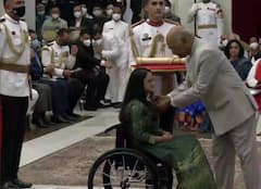 Padma Awards 2022: Ghulam Nabi Azad, Avani Lekhara Among Recipients | Check Images