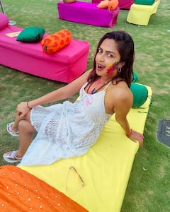 Amala Paul: అందాల అమలా హోలీ రోజున అలా