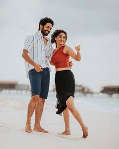 Reba Monica John: భర్తతో మాల్దీవుల్లో ఎంజాయ్ చేస్తున్న ఎఫ్ఐఆర్ బ్యూటీ రెబా