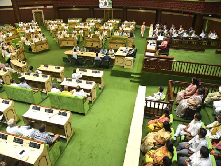 Uproar In Rajasthan Assembly Over Section 144 Imposed In Kota Ahead Of The Kashmir Files Screening BJP MLAs Uproar In Rajasthan Assembly Over Section 144 Imposed In Kota Over Screening Of 'The Kashmir Files'