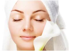 सिर्फ लगाने ही नहीं इन चीजों को खाने से भी सुंदर बनती है त्वचा, पाएं कुदरती निखार