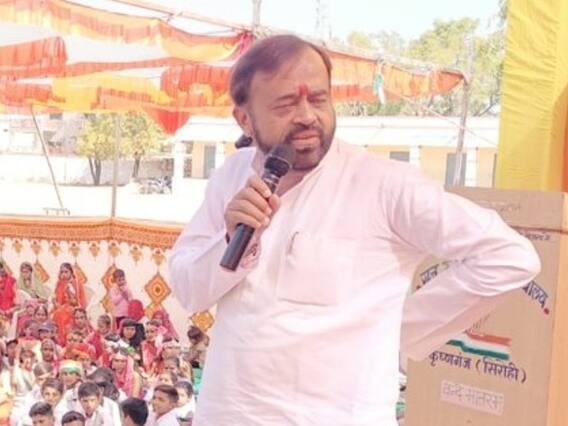 Rajasthan News: राजस्थान के विधायक संयम लोढ़ा बोले- 'हम गांधी-नेहरू परिवार के गुलाम', बीजेपी ने साधा निशाना Rajasthan News: राजस्थान के विधायक संयम लोढ़ा बोले- 'हम गांधी-नेहरू परिवार के गुलाम', बीजेपी ने साधा निशाना