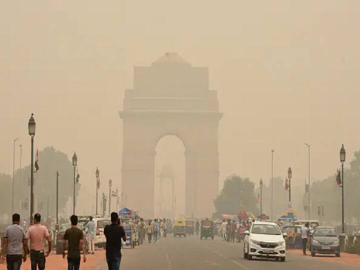 Delhi most polluted capital of the world in 2021 claims report Congress bjp attacks AAP रिपोर्ट में दावा-  2021 में दुनिया की सबसे प्रदूषित राजधानी थी दिल्ली, कांग्रेस और BJP ने AAP पर साधा निशाना