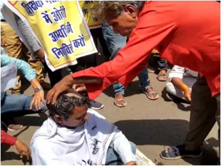 MP News teachers selected from OBC quota but not getting appointment, for shaved head in protest in Bhopal ANN MP News : नियुक्ति नहीं मिलने से नाराज ओबीसी कोटे से चयनित शिक्षकों ने कराया मुंडन, आज स्कूल शिक्षा राज्यमंत्री के घर देंगे धरना