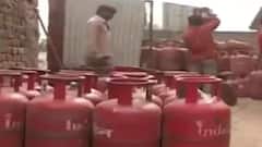 Petrol-Diesel के बाद अब LPG के भी बढ़े दाम, आज से 50 रुपये महंगा होगा घरेलू गैस सिलिंडर