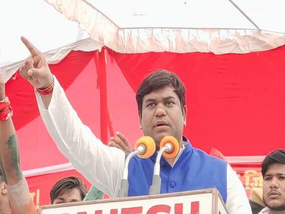 Bihar Politics: विवादों के बीच सहनी ने किया बड़ा एलान, कहा- अकेले लड़ूंगा लोकसभा चुनाव, किसी पार्टी की नहीं लूंगा मदद Bihar Politics: विवादों के बीच सहनी ने किया बड़ा एलान, कहा- अकेले लड़ूंगा लोकसभा चुनाव, किसी पार्टी की नहीं लूंगा मदद