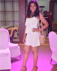 पर्दे पर देसी अंदाज से लोगों के दिलों में बसने वाली 'इमली' रियल लाइफ में है बेहद ग्लैमरस