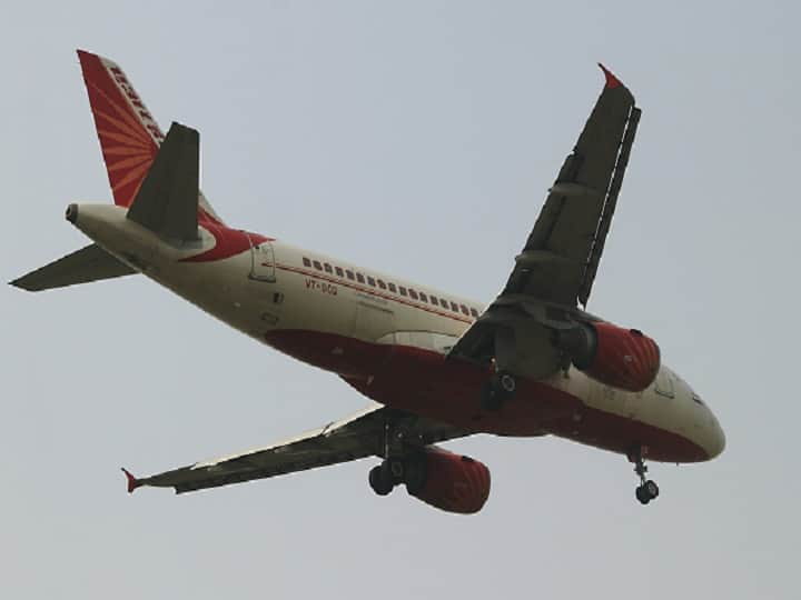 Covid regulation for air travels relaxed, No PPE kit for cabin crew, pat-down search reintroduced Covid Rules For Air Travel Eased: No PPE Kit For Cabin Crew, Pat-Down Search Restarted