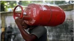 LPG Price Hike : ਬਿਹਾਰ 'ਚ 1000 ਤੋਂ ਪਾਰ ਹੋਈ LPG ਸਿਲੰਡਰ ਦੀ ਕੀਮਤ , ਜਾਣੋ ਦਿੱਲੀ-ਮੁੰਬਈ, ਯੂਪੀ ਸਮੇਤ ਹੋਰ ਸੂਬਿਆਂ 'ਚ ਹੁਣ ਕਿੰਨੇ ਦਾ ਮਿਲੇਗਾ