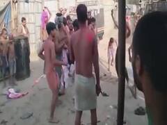 Bihar Crime: जिस पर लगी थी 'बोली' वो खेल रहा था होली! बीच गांव में डांस करता रहा इनामी कुख्यात, सोती रही पुलिस