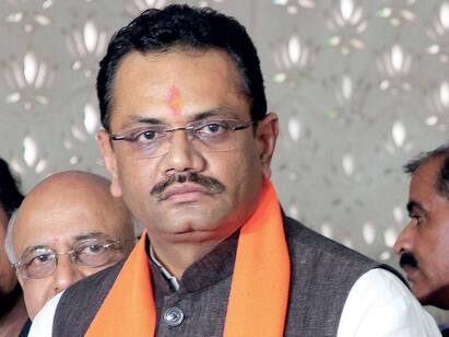 Education Minister Jitu Vaghani announces transfer camp for primary teachers શિક્ષકોના બદલી કેમ્પને લઇને શિક્ષણમંત્રી જીતુ વાઘાણીએ શું કરી મોટી જાહેરાત?
