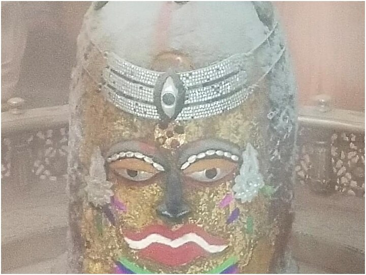 Rang Panchami: फूलों के रंग से भगवान महाकाल ने खेली होली, शिव भक्तों पर छाया रंग पंचमी का रंग