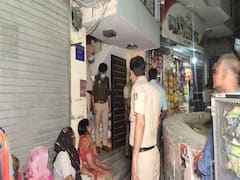 Delhi News: दिल्ली के मालवीय नगर में दिल दहला देने वाली घटना, मां ने 2 महीने की बच्ची का गला दबाकर ओवन में रखा