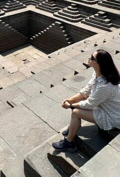 Priya Bapat : प्रिया बापटची रोड ट्रिप; हंपीमधील खास फोटो शेअर