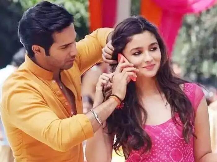 ये है फिल्म हम्प्टी शर्मा की दुल्हनियां.इस फिल्म आलिया का लव को लेकर बेबाक अंदाज दर्शकों को काफी पसंद आया था.