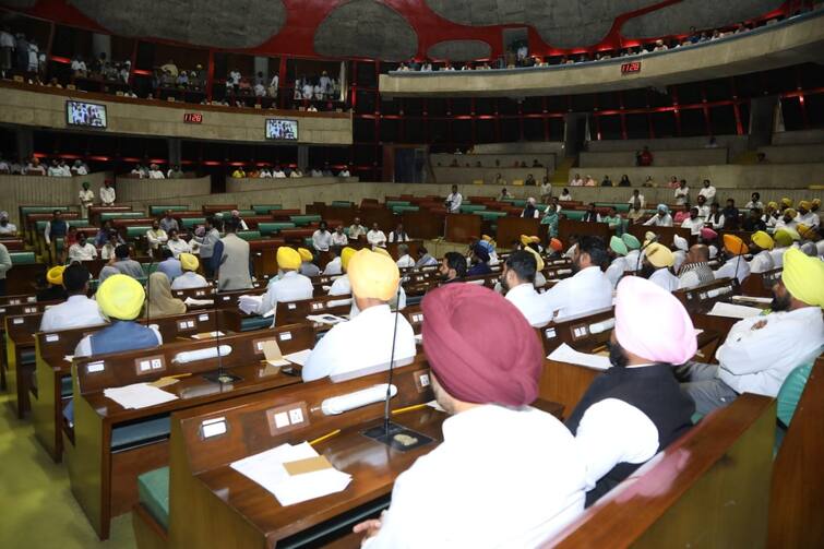 Vidhan Sabha session adjourned, AAP govt passes 3-month budget of Rs 37,120 crore ਵਿਧਾਨ ਸਭਾ ਸੈਸ਼ਨ ਮੁਲਤਵੀ, 'ਆਪ' ਸਰਕਾਰ ਦਾ 3 ਮਹੀਨਿਆਂ ਦਾ 37,120 ਕਰੋੜ ਦਾ ਬਜਟ ਪਾਸ