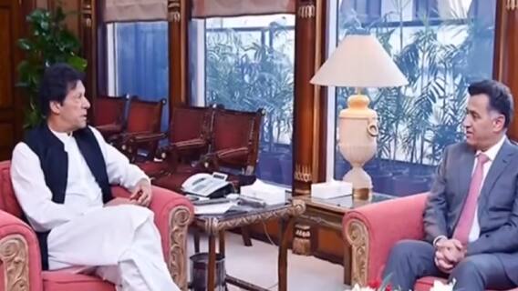 Pakistan की संसद का नंबर गेम, No Confidence Motion से बचने के लिए Imran Khan को चाहिए इतने सांसद