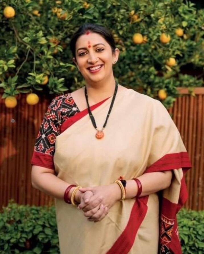 मॉडलिंग और एक्टिंग की दुनिया से टीवी इंस्ट्री में कदम रखने वाली स्मृति ईरानी आज देश के कद्दावर मंत्रियों की लिस्ट में अपना नाम दर्ज करवा चुकी हैं.