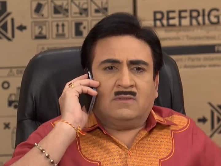 Taarak Mehta Ka Ooltah Chashmah actor Dilip Joshi’s house surrounded by 25 armed men, say reports 25 હથિયારધારી માણસોથી ઘેરાયેલા જેઠાલાલનો જીવ જોખમમાં? અભિનેતાએ સત્ય પરથી ઉઠાવ્યો પડદો