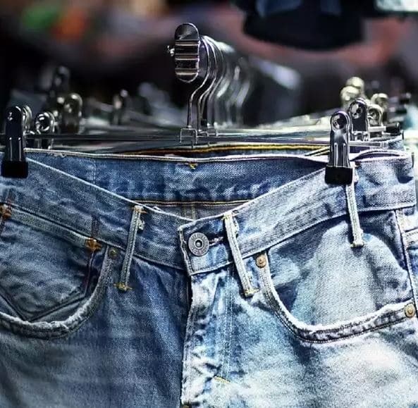 tight jeans cause testicular cancer or not and experts opinion ‛டைட்’ ஜீன்ஸ் அணிபவரா... விரை புற்றுநோய் அபாயம் இருக்கிறதாம்.... எச்சரிக்கை!
