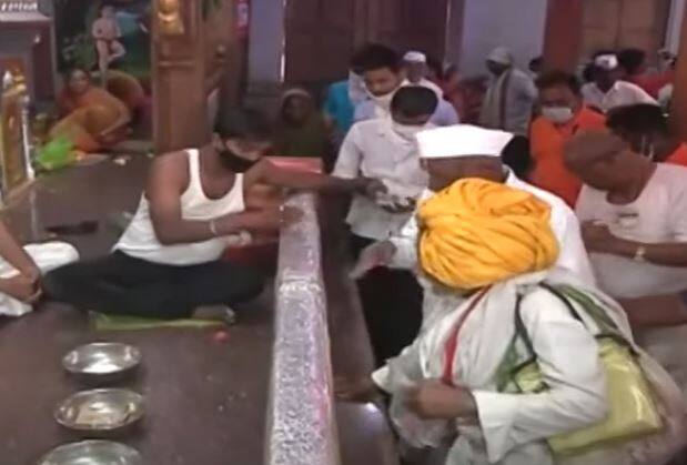 भानुदास एकनाथ नामाच्या गजरात वारकरी तल्लीन