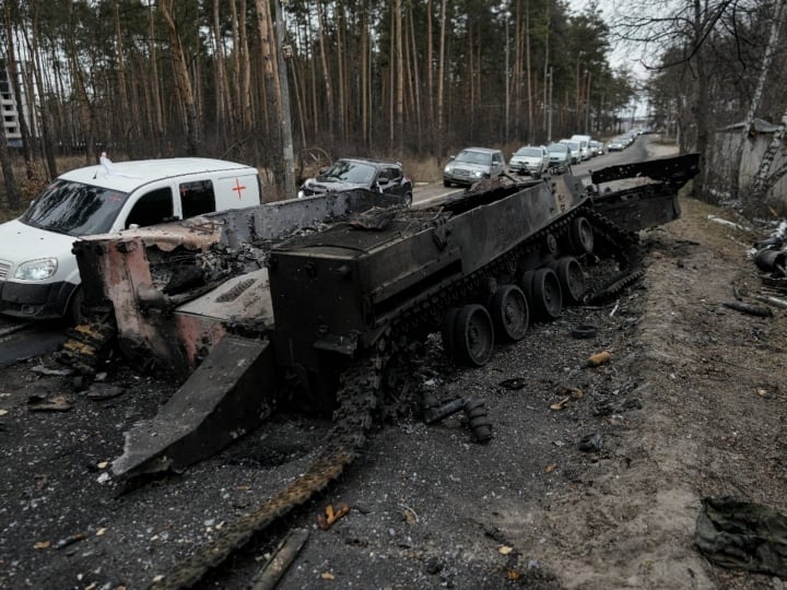 15 thousand russian soldiers killed, 101 planes 124 helicopters destroyed claims ukraine on 23 march Russia-Ukraine War: 15 हजार रूसी सैनिक ढेर, 101 विमान, 124 हेलिकॉप्टर तबाह, जंग के 28वें दिन यूक्रेन का दावा