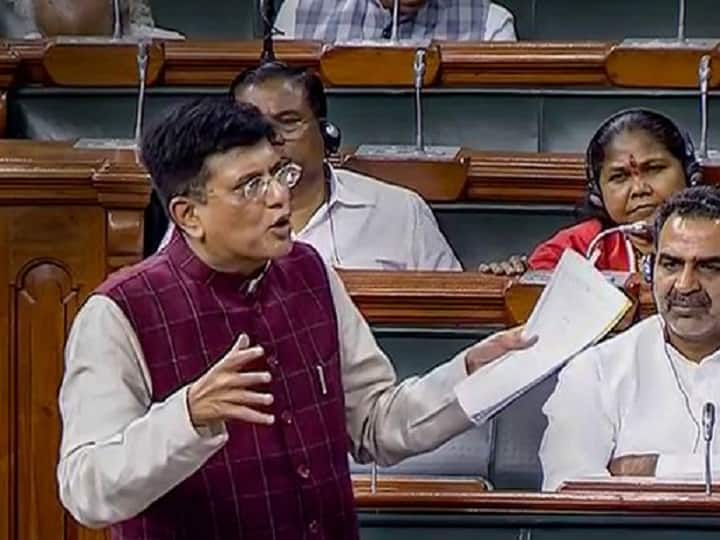 Paddy Procurement: తెలంగాణలో ధాన్యం కొనుగోలుపై మరోసారి కేంద్రం క్లారిటీ, లోక్సభలో మంత్రి కుండబద్దలు Union Minister Piyush Goyal clarifies in Lok sabha over paddy procurement in telangana Paddy Procurement: తెలంగాణలో ధాన్యం కొనుగోలుపై మరోసారి కేంద్రం క్లారిటీ, లోక్సభలో మంత్రి కుండబద్దలు