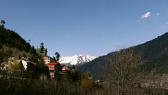 मनाली की हसीन वादियों के बीच है कंगना रनौत का आशियाना, मॉर्डन महल से कम नहीं 8 बेडरूम वाला ये मेंशन