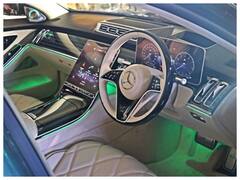 कैसी है मर्सडीज की लग्जरी सेडान Maybach S-Class, 1750 वाट का 4D साउंड सिस्टम और मसाज वाली सीटों के साथ ये हैं फीचर्स