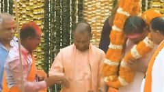 शपथ समारोह से पहले Yogi Adityanath की Amit Shah के साथ मुलाकात, UP मंत्रिमंडल पर फाइनल चर्चा | India Chahta Hai