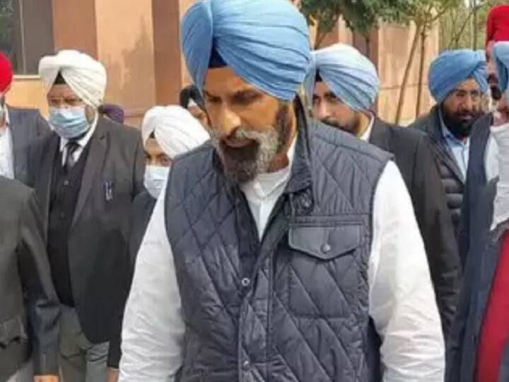 Bikram Majithia into more trouble as Mohali court extend his judicial custody till 5th April Punjab News: बिक्रम सिंह मजीठिया की मुश्किलें और ज्यादा बढ़ी, 5 अप्रैल तक न्यायिक हिरासत बढ़ाई गई