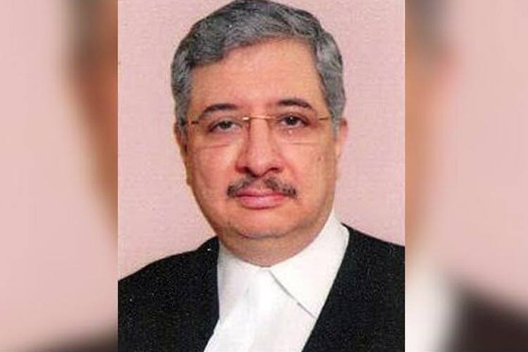 Justice SJ Kathawalla Of Bombay HC The Judge Who Heard Cases Till 3 30am Retires  Justice S. kathawala : पहाटे साडेतीन वाजेपर्यंत न्यायदानाचे काम करणारे न्या. शाहरुख काथावाला निवृत्त